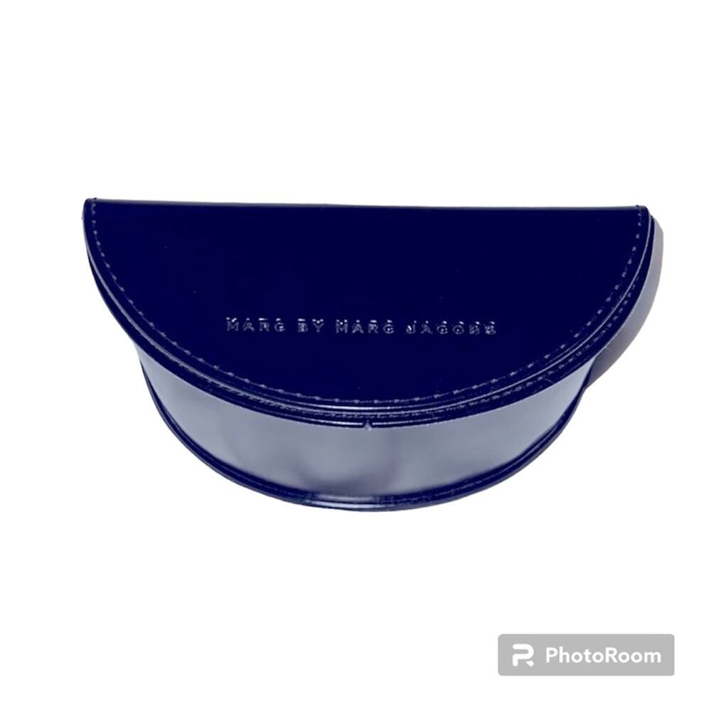 Marc Jacobs Sunglass Case (no 🕶)